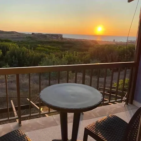 Sunset Views Dom wakacyjny *